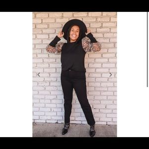 VERVET VICTORIA SKINNY BLACK JEAN BRAND NEW